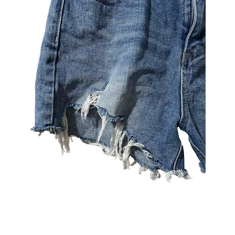 Gracia Women Distressed Denim Shorts Blue Size Large A000497